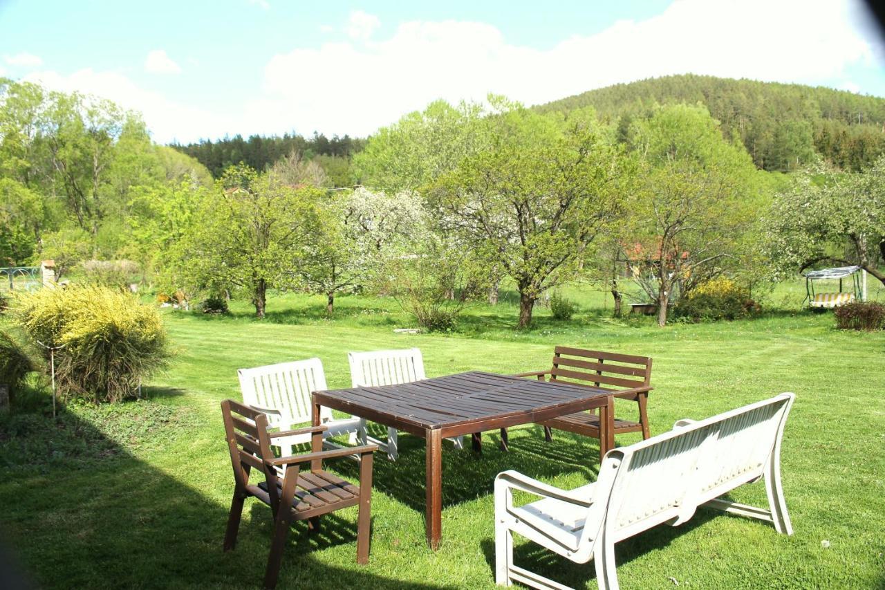 Statek Křížové pole Vyssi Brod Exterior foto